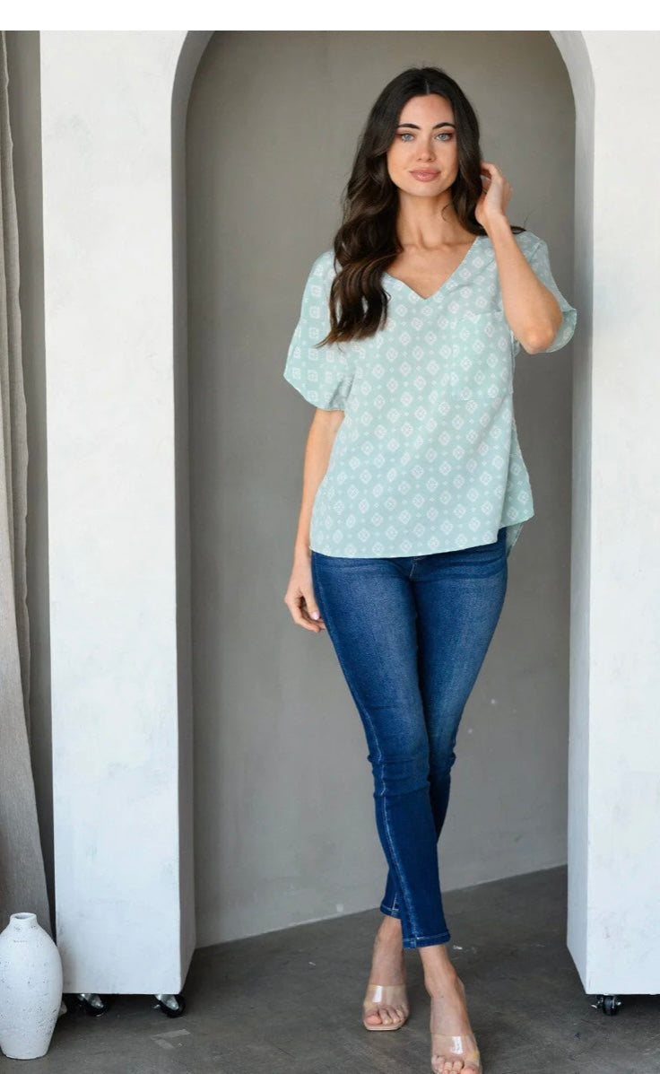 Short Sleeve V-neck Print Top