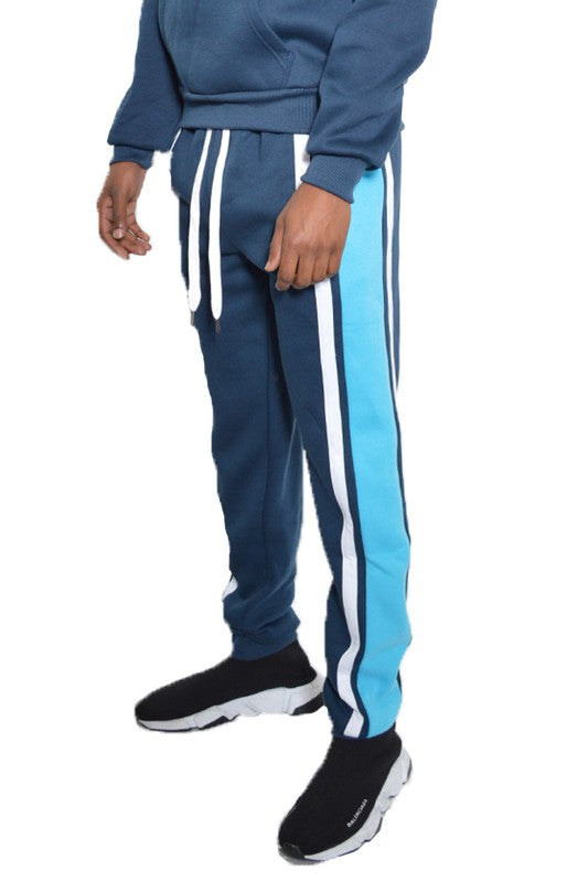 SOLID WITH THREE STRIPE PULLOVER HOODIE