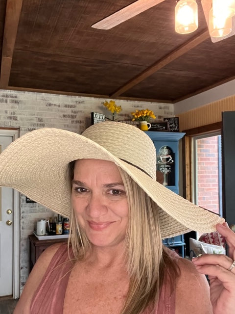Floppy Beach Hat